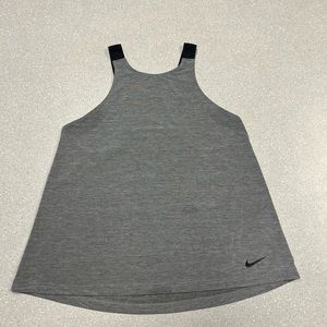 Nike size small women’s workout tank